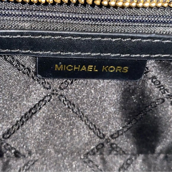 Michael Kors Carmen handbag with chain and leather strap - Picture 13 of 16